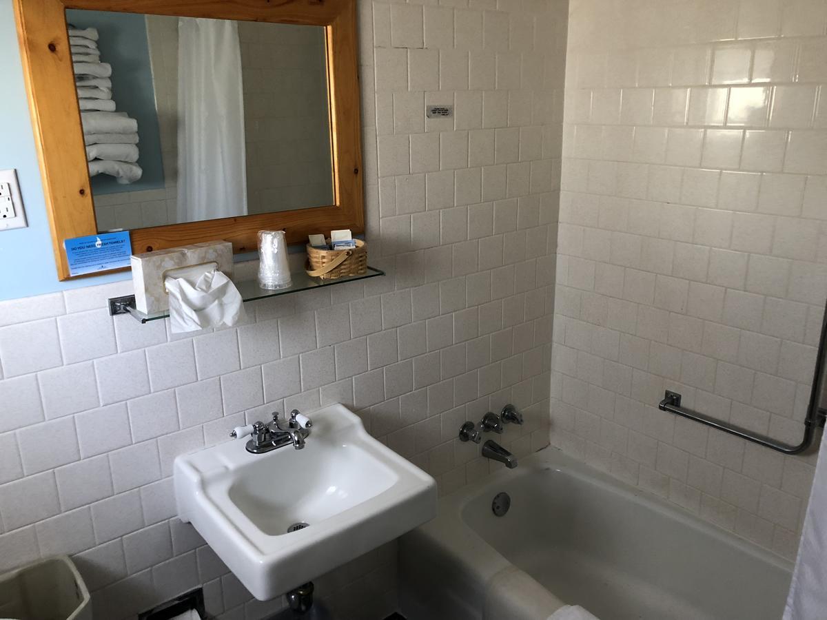 Doryman Motel Денис Порт Екстериор снимка